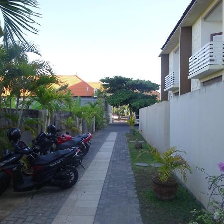 Soraya Apartment Seminyak Exterior photo