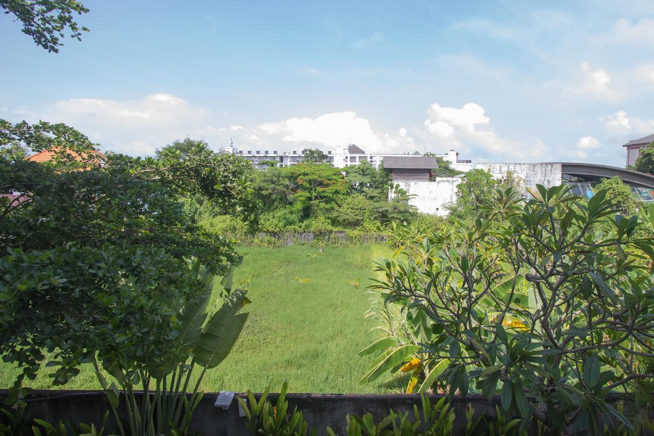 Soraya Apartment Seminyak Exterior photo